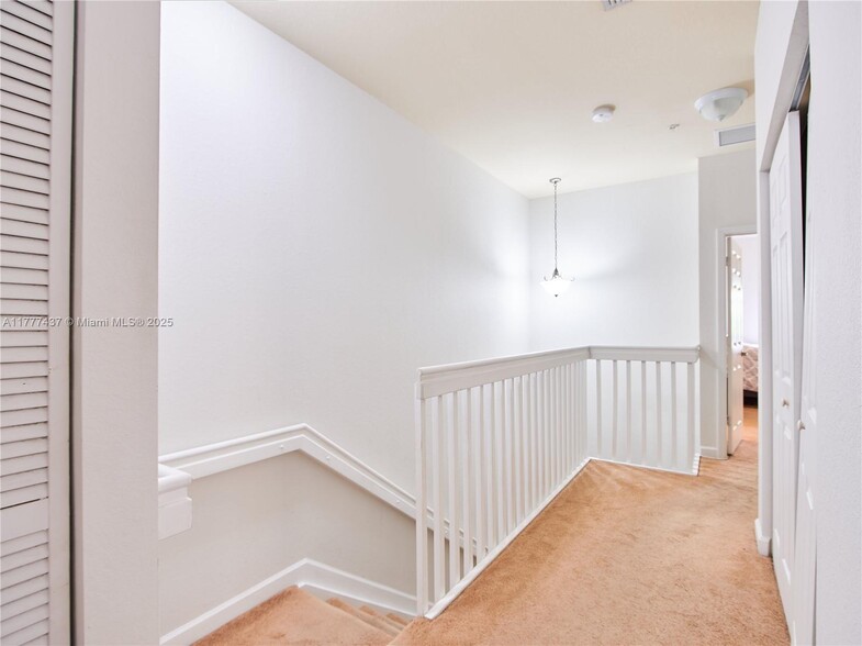 Building Photo - 12447 Emerald Creek Mnr