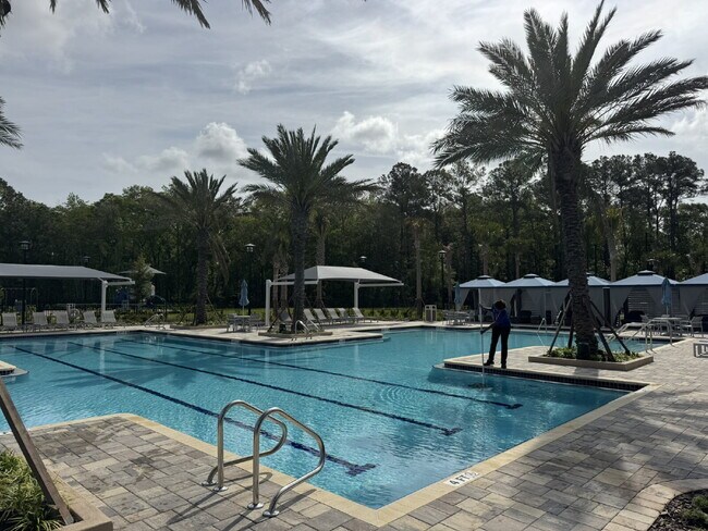 Building Photo - "Spacious 4-Bed Oasis with Granite Finishes & Guest Suite in Jacksonville!"