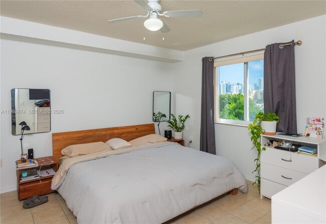 Building Photo - 816 NW 11th St