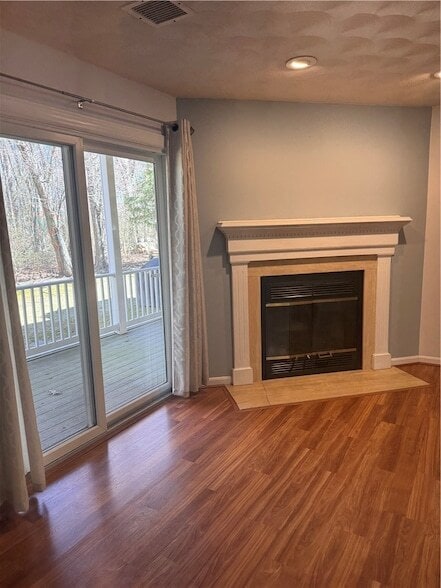 Building Photo - 92 Trellis Dr