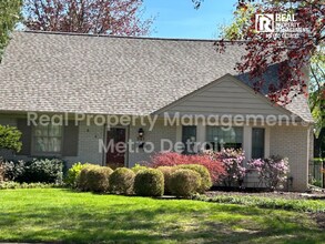 Building Photo - 961 Nampa Ct