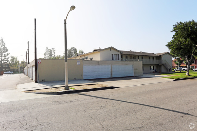 Building Photo - Malden Terrace Apartments