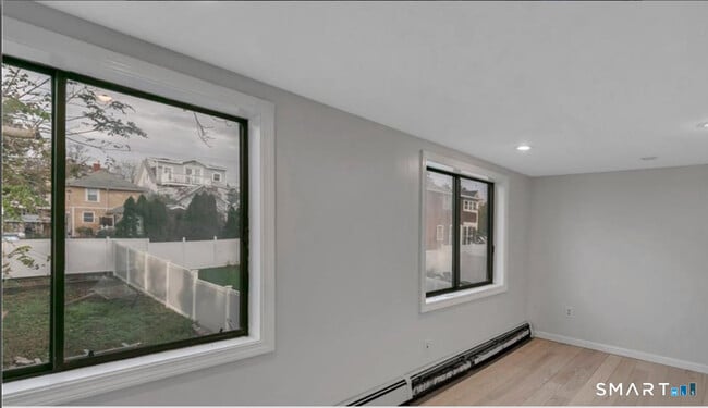 Building Photo - 90 Beckett Ave