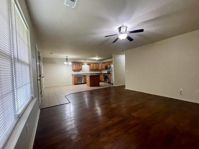 Building Photo - 3004 S B St