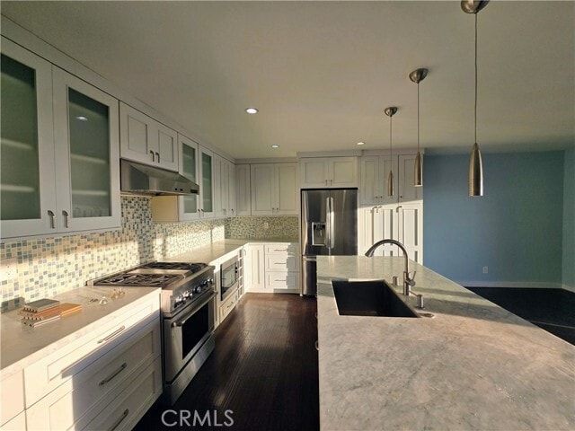 Building Photo - 509 N Helberta Ave