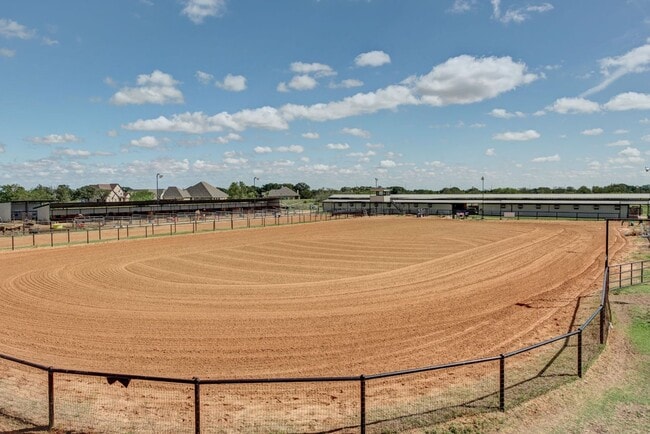 Building Photo - Live at Flying Ace Ranch!!