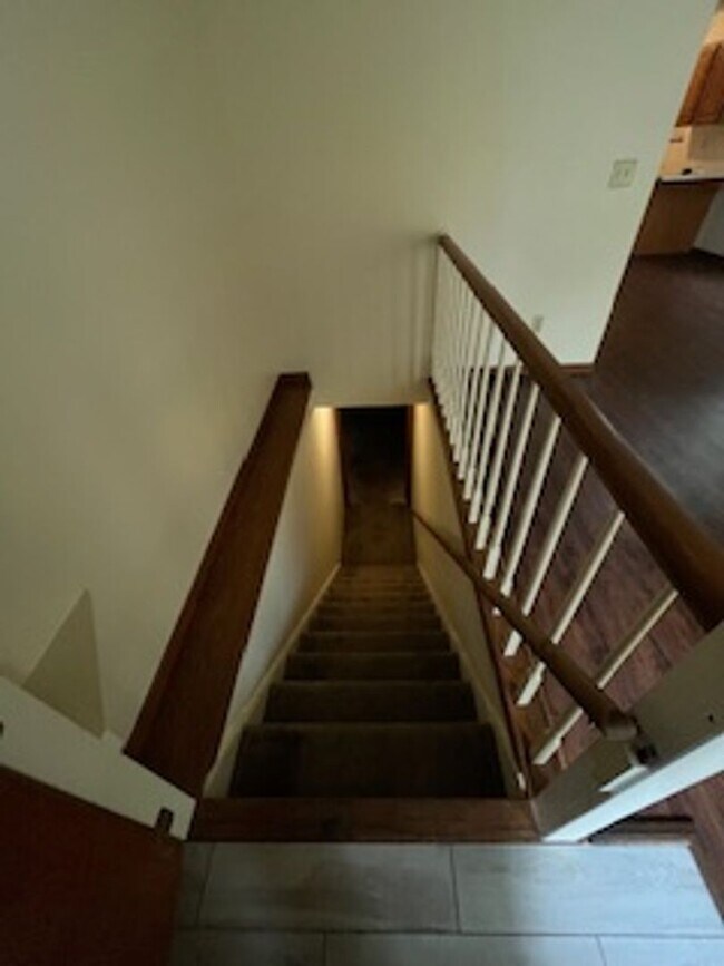 Building Photo - 500