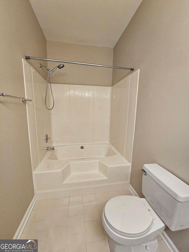 Building Photo - 407 Peachtree Club Dr