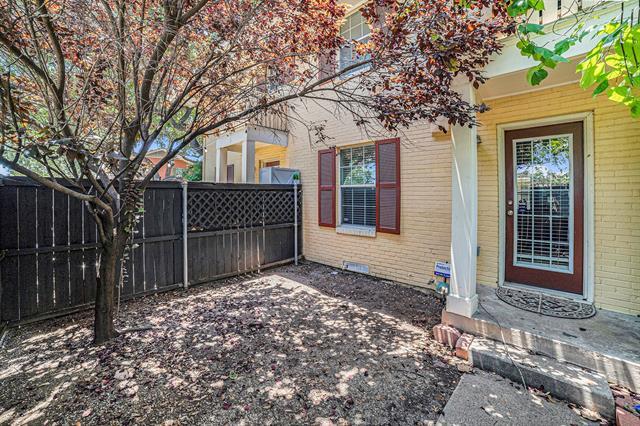 Building Photo - 4702 Bradford Dr