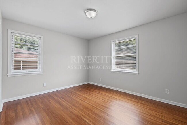 Building Photo - RENOVATED GEM IN PREMIUM IN 38118- SECTION 8 WELCOMED!!!!!!
