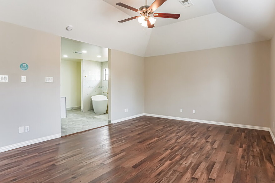 Building Photo - 22903 Powell House Ln