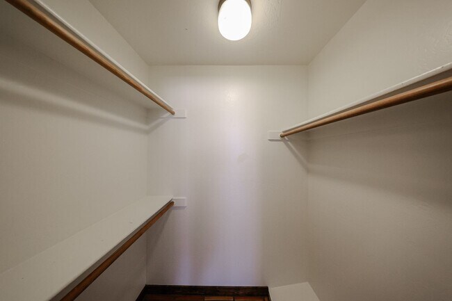 Building Photo - Great Downtown Scottsdale Location!