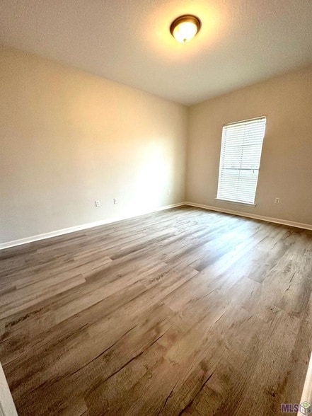 Building Photo - 40303 Crestridge Dr