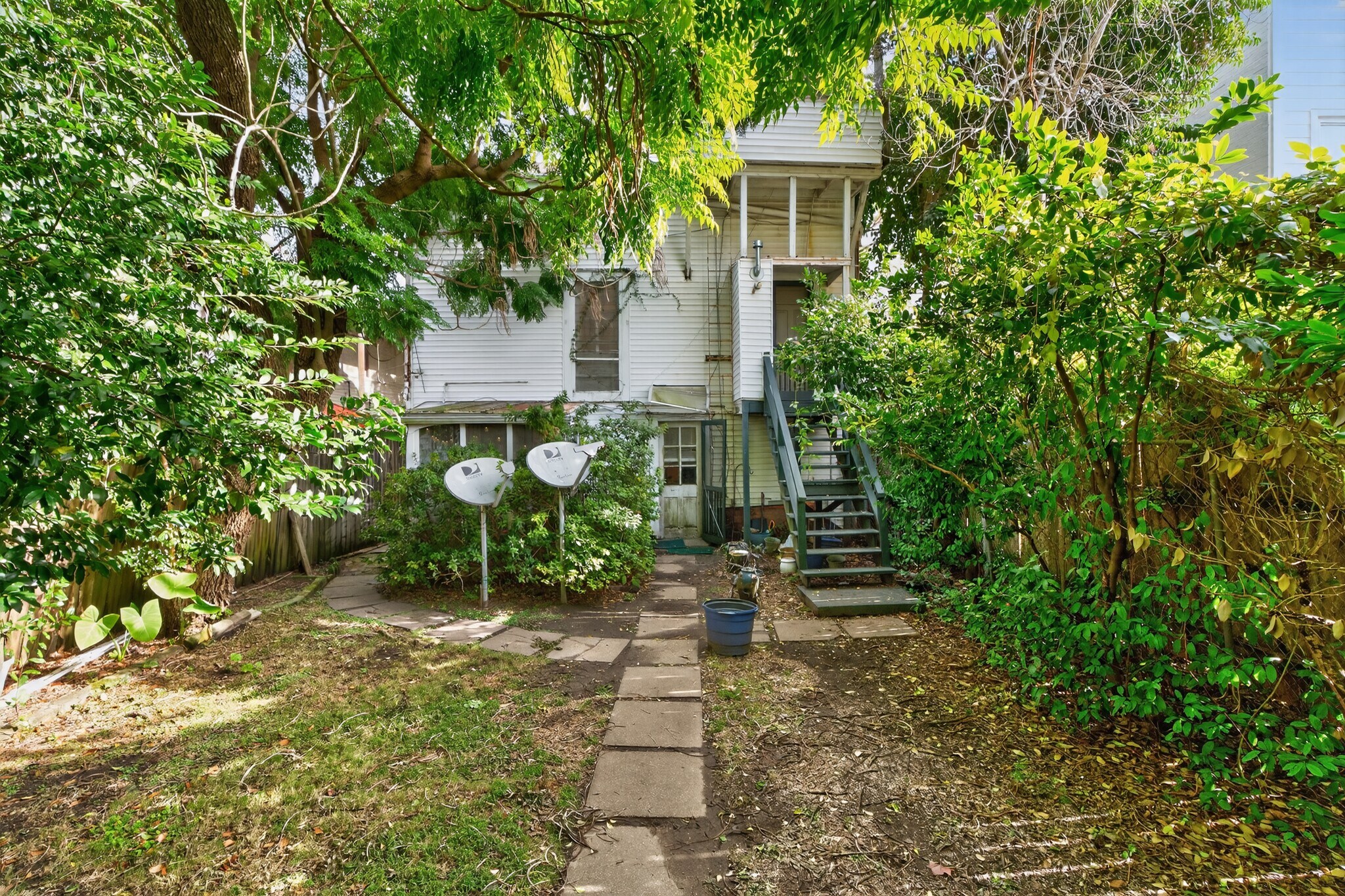 Building Photo - 1618 3rd St