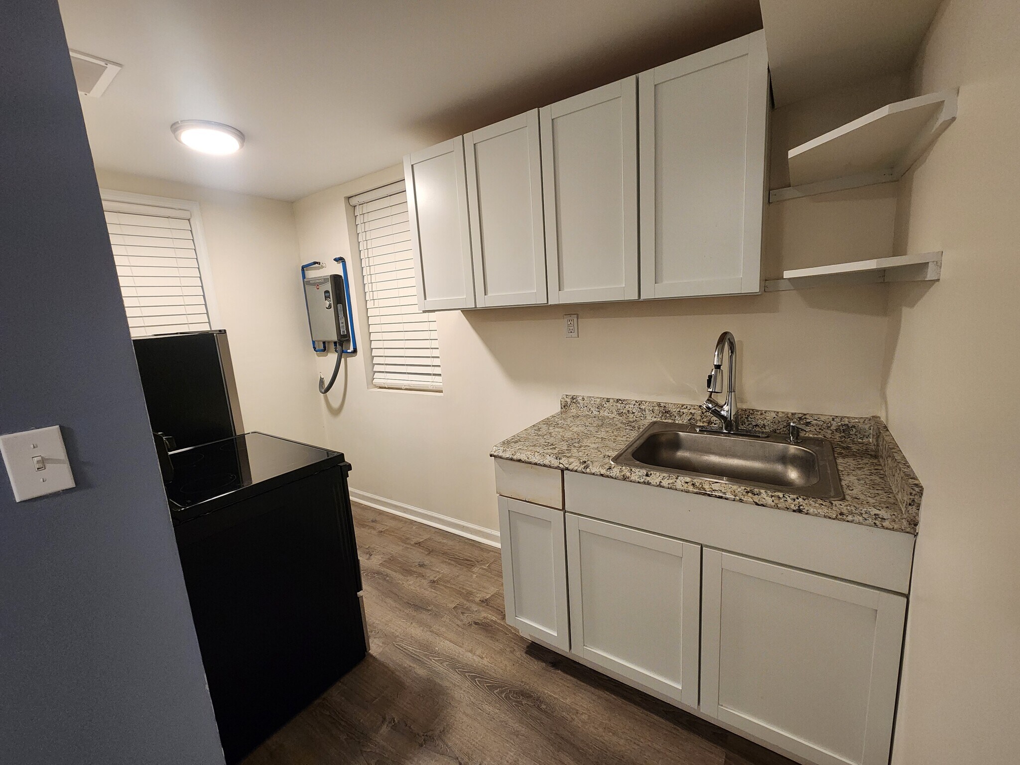 Building Photo - 1603 Richards St