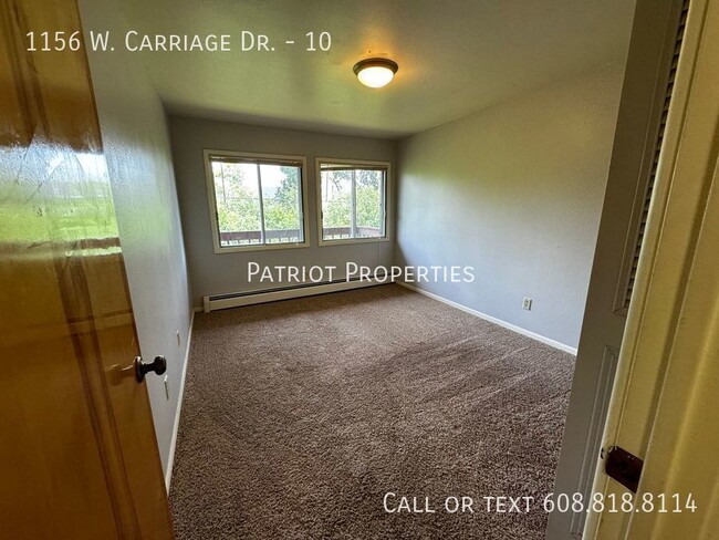 Building Photo - 1 bedroom/ 1 bath apartment in Whitewater, WI