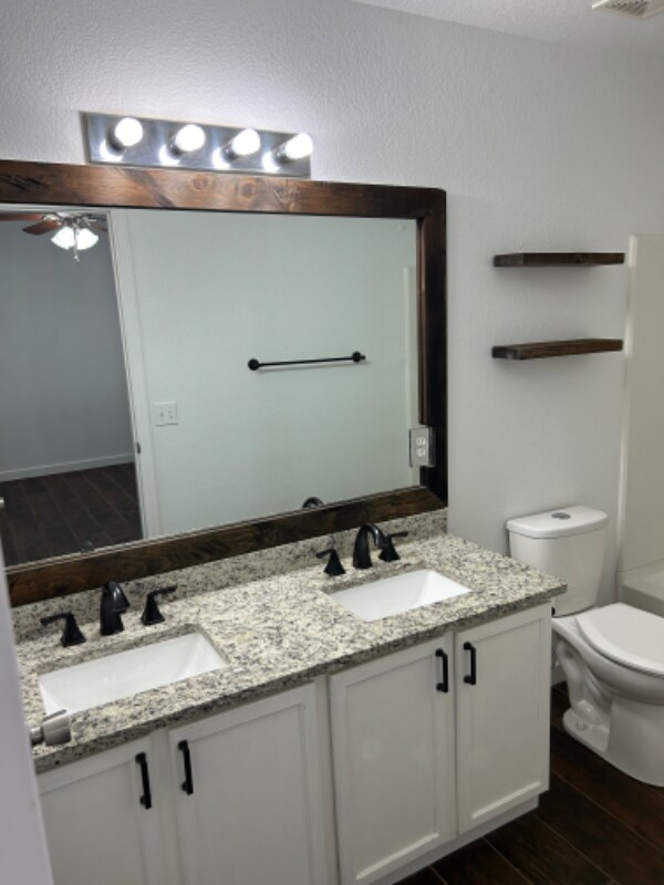 Building Photo - 6775 Summer Grace St