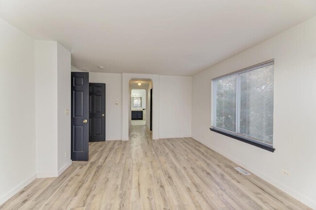 Building Photo - 5610 Heartland Ct