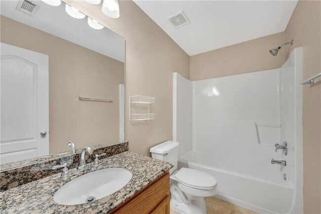 Building Photo - 3194 Cedar Glade Ln NE