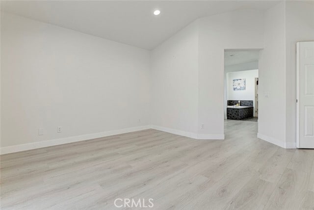 Building Photo - 27943 Brookdale Ct