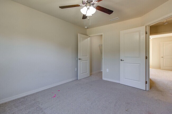 Building Photo - 150 Peoria Blvd