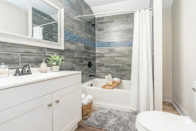 Building Photo - 1096 E 22nd Ave