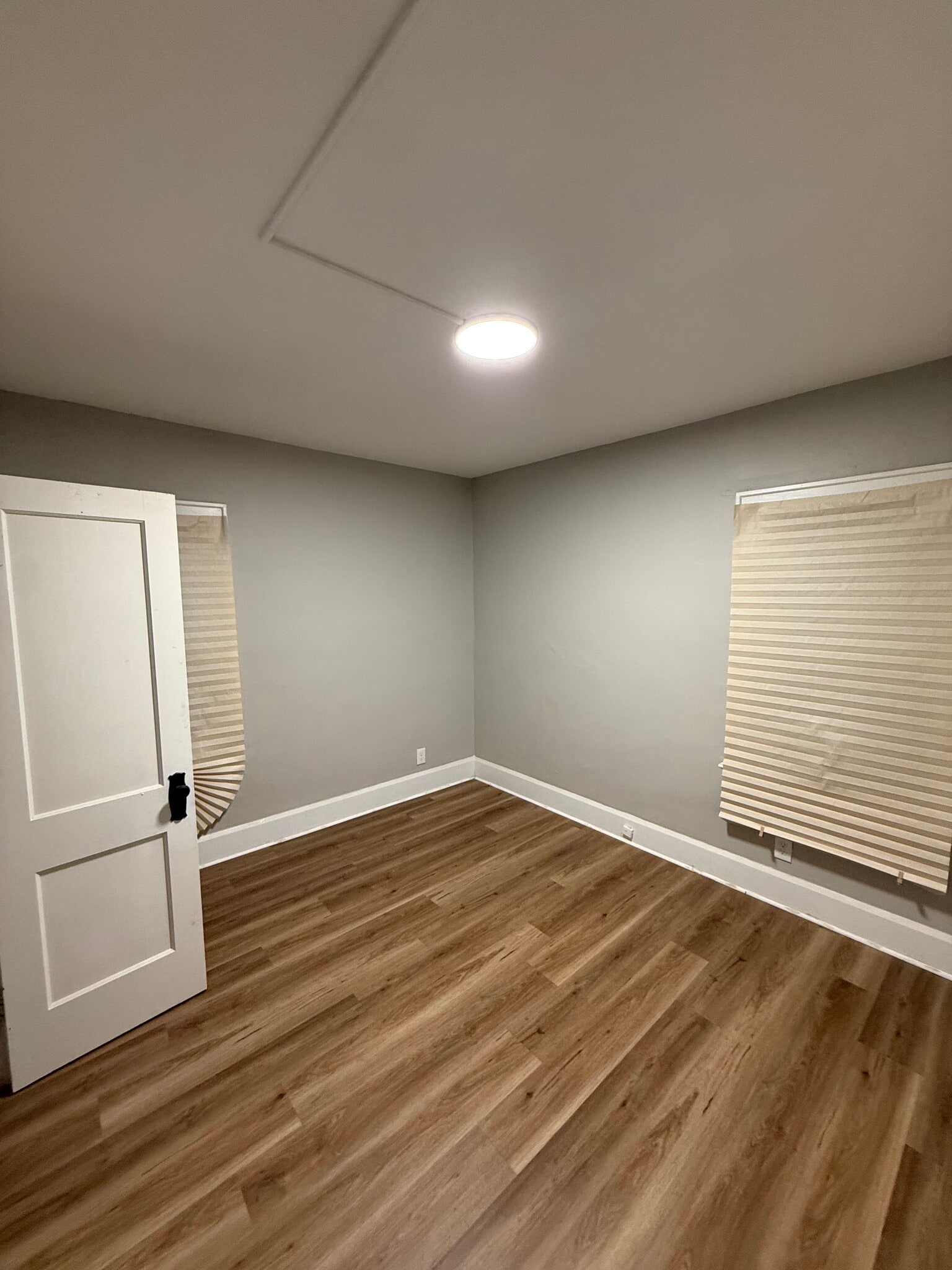 2nd room with vinyl flooring and closet - 3616 E 106th St