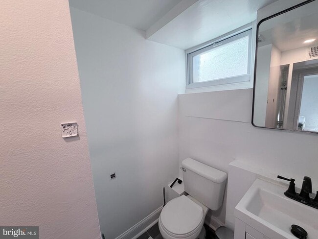 Building Photo - 805 Malcolm X Ave SE