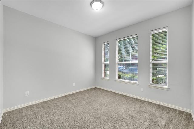 Building Photo - 208 Del Cano Dr
