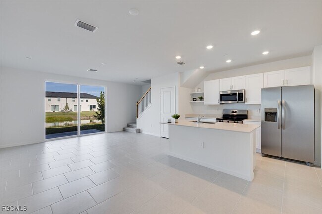 Building Photo - 4243 Caterina Ct