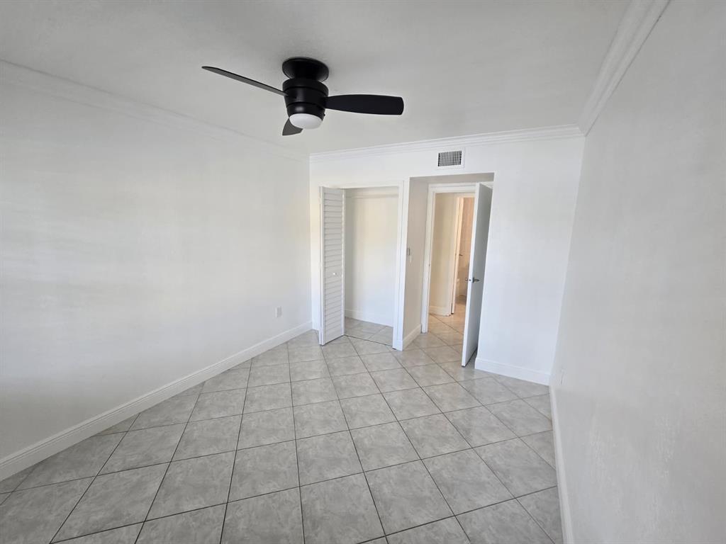 Building Photo - 4374 NW 9th Ave