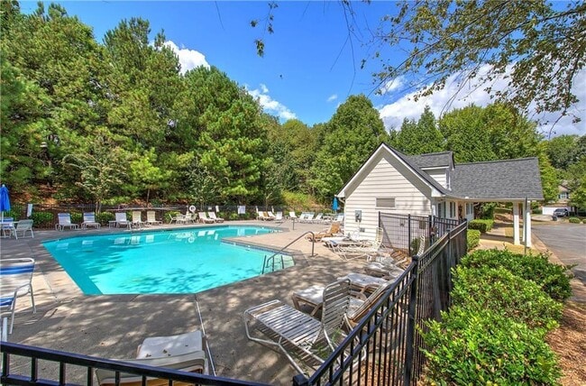 Building Photo - 4408 Black Hills Dr NW