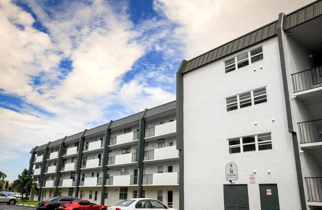 Building Photo - 777 S Federal Hwy