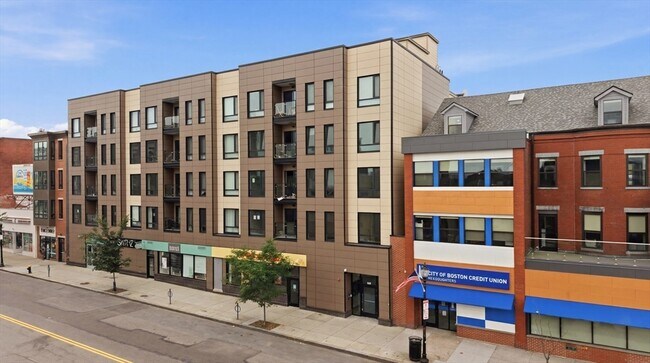 Building Photo - 457 W Broadway