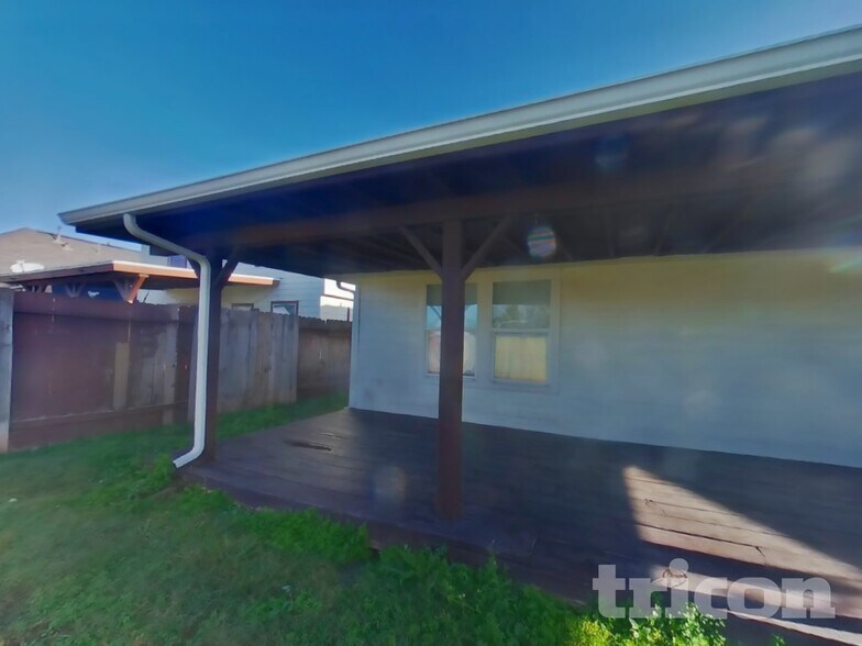 Building Photo - 16339 Noble Meadow Ln