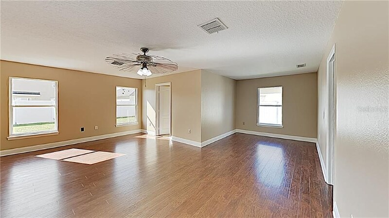 Building Photo - 1092 Hacienda Cir
