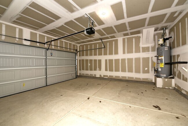 Building Photo - 11943 Sitio Plains