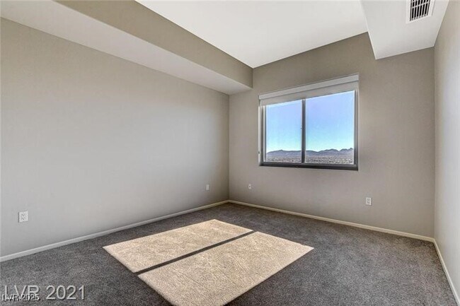 Building Photo - 8255 S Las Vegas Blvd