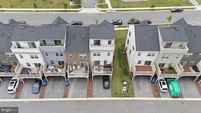 Building Photo - 14735 Earl Mitchell Ave