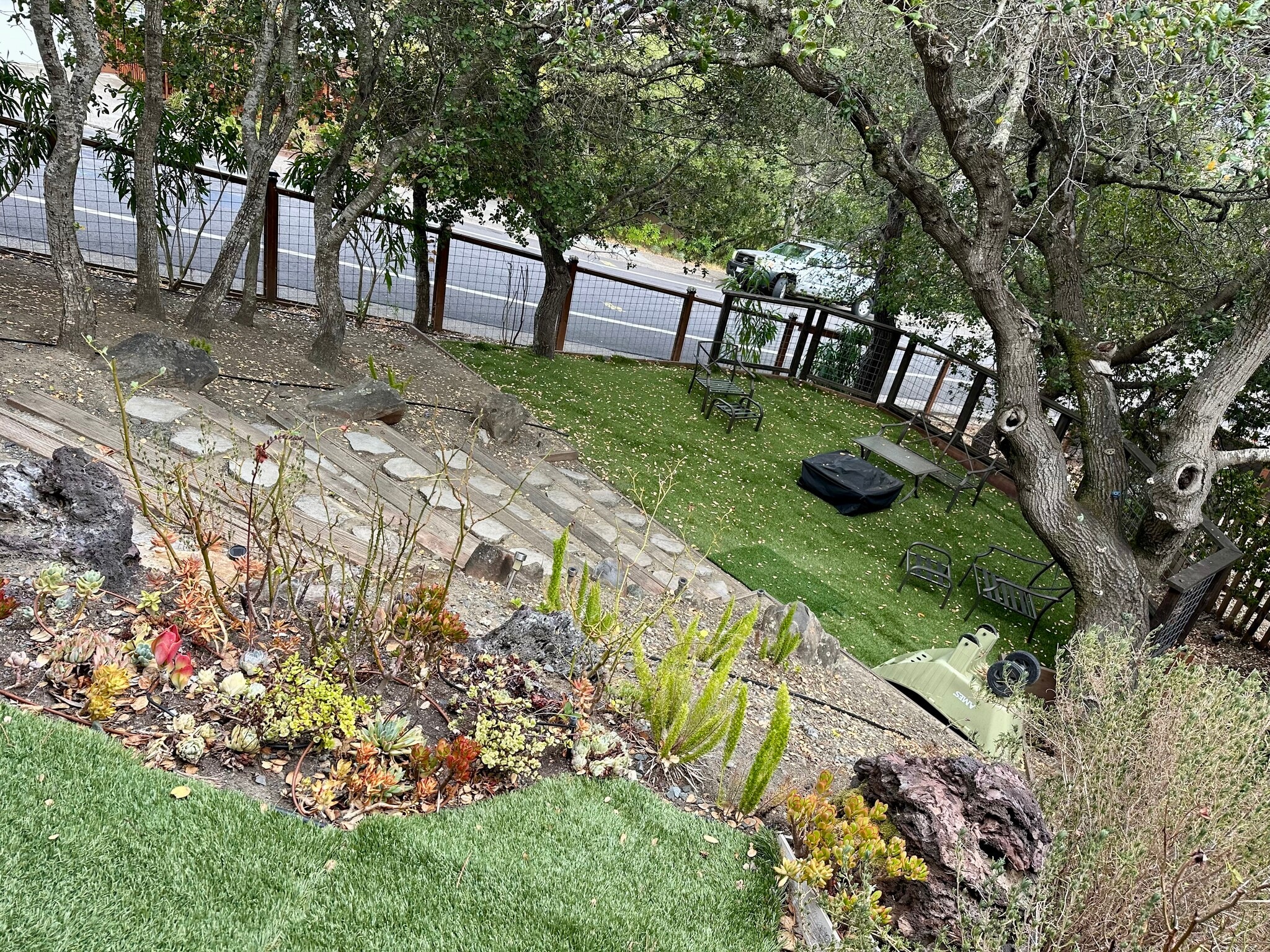Tiered garden w firepit - 101 Oak Springs Dr
