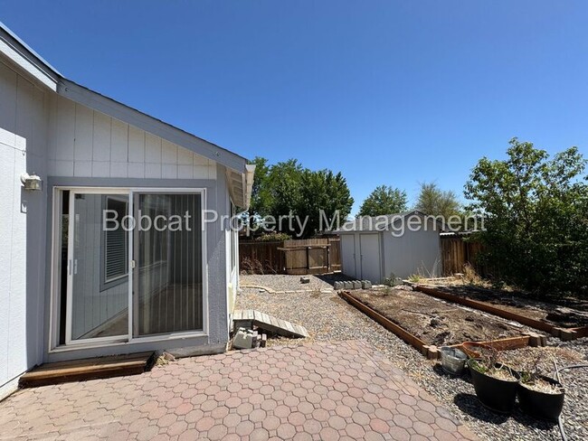 Building Photo - 532 Rawe Peak Dr
