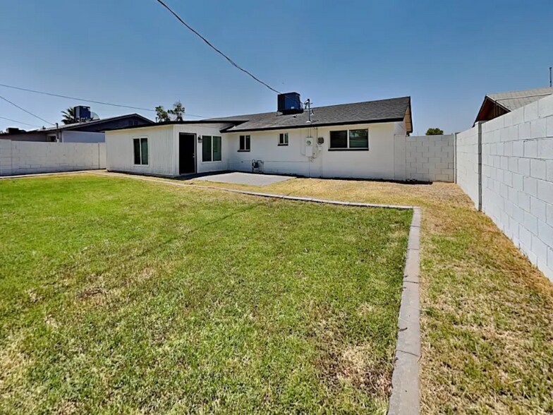 Building Photo - 3101 S Harl Ave