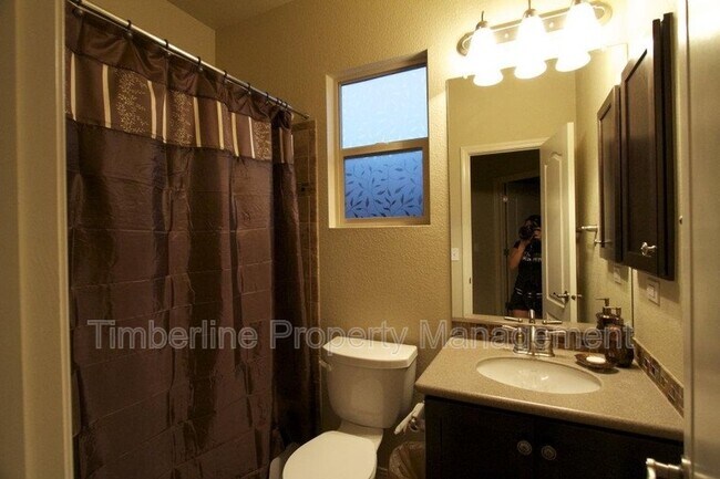 Building Photo - 6262 Adamants Dr
