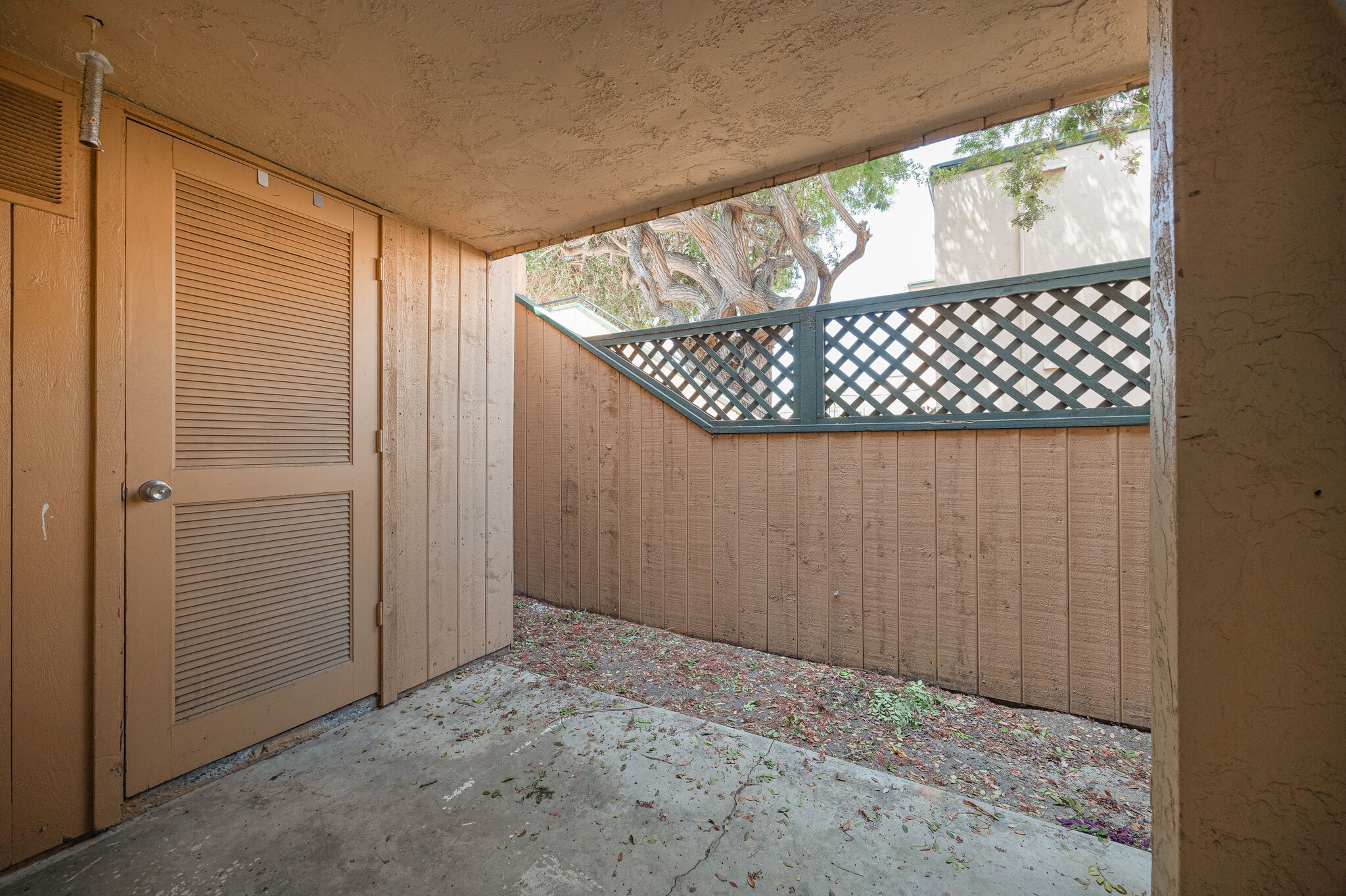 Building Photo - 8737 Lake Murray Blvd