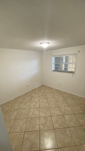 Building Photo - 3181 SW 13th St