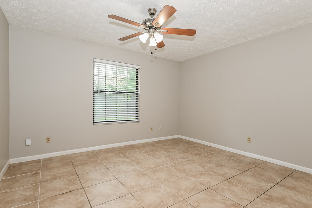 Building Photo - 7279 Sharbeth Dr S