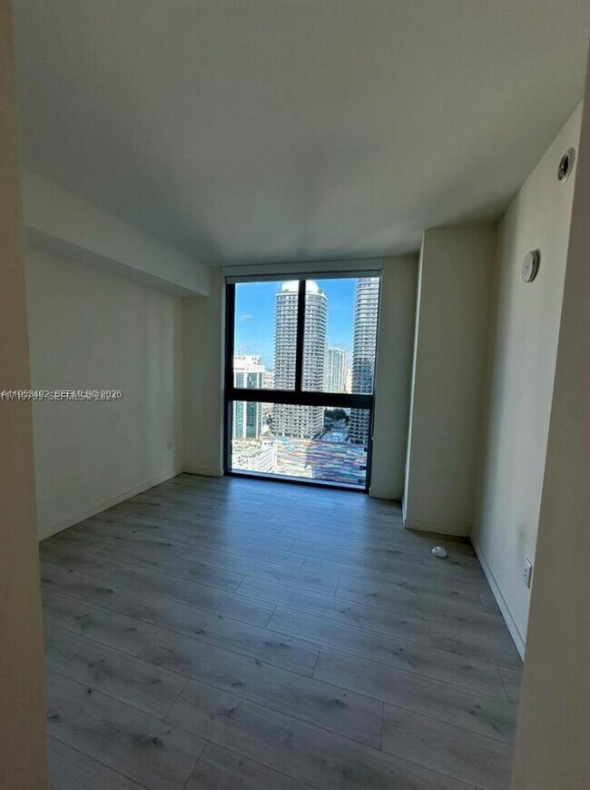 Building Photo - 1100 S Miami Ave