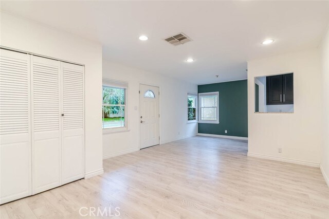 Building Photo - 6859 Hesperia Ave