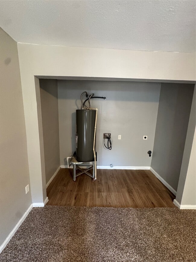 Building Photo - 7022 Goldspier St