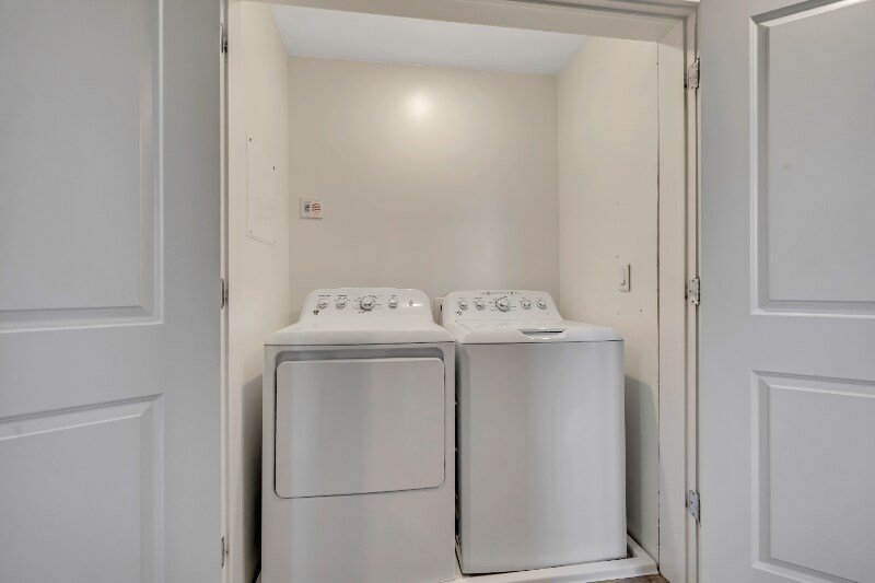 Building Photo - 1225 Wolf Hollow Ln